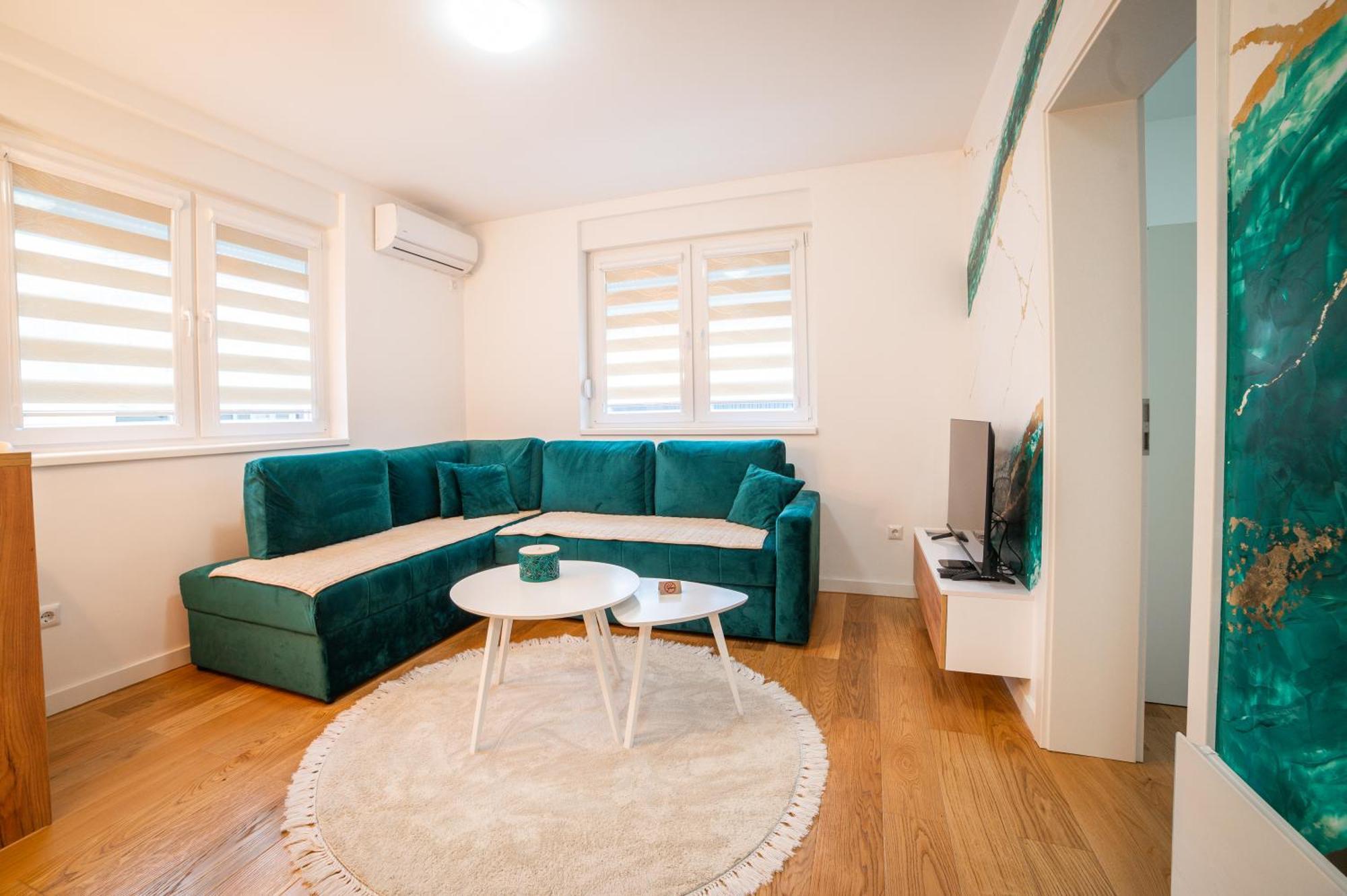 Apartment Vila Idila Tuzla Eksteriør billede